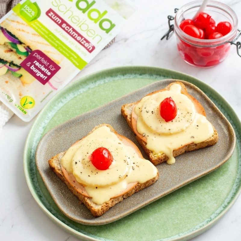 Veganer Toast Hawaii